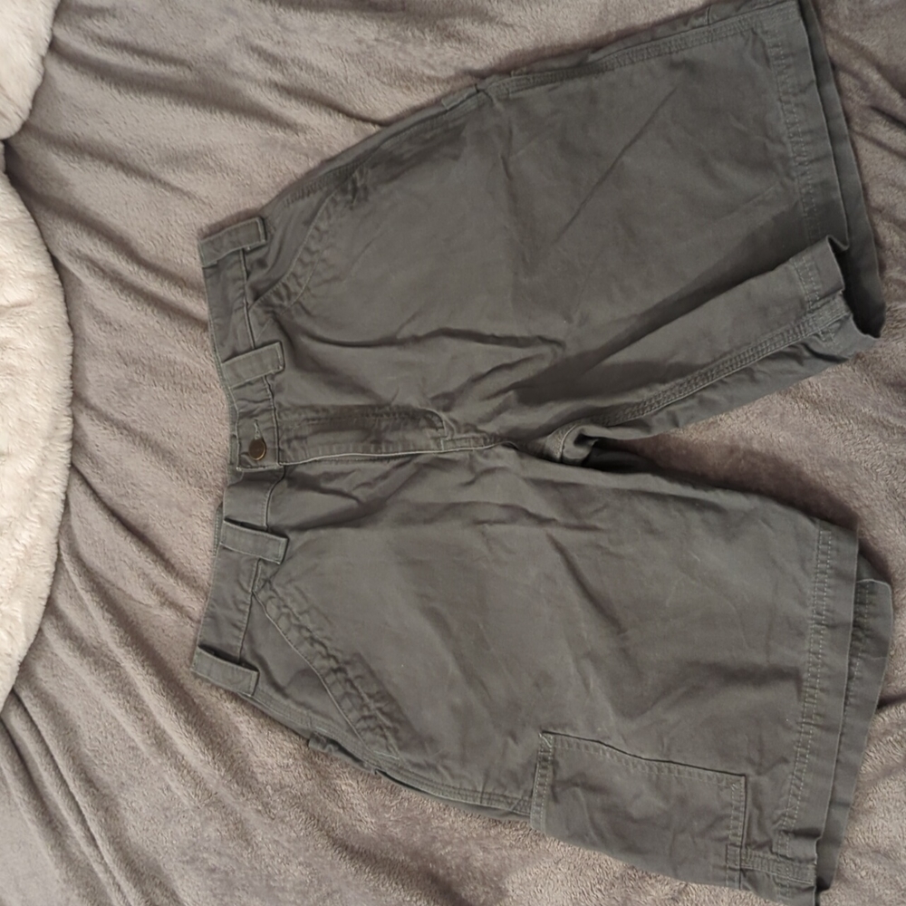 Carhartt men's 32 shorts